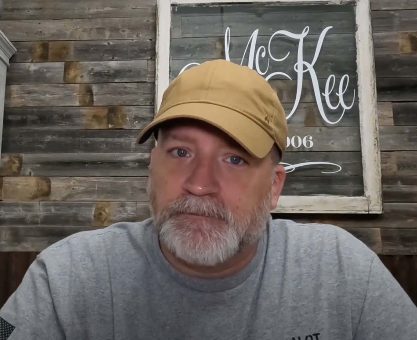 Load video: VIDEO: WAZOO CACHE CAP