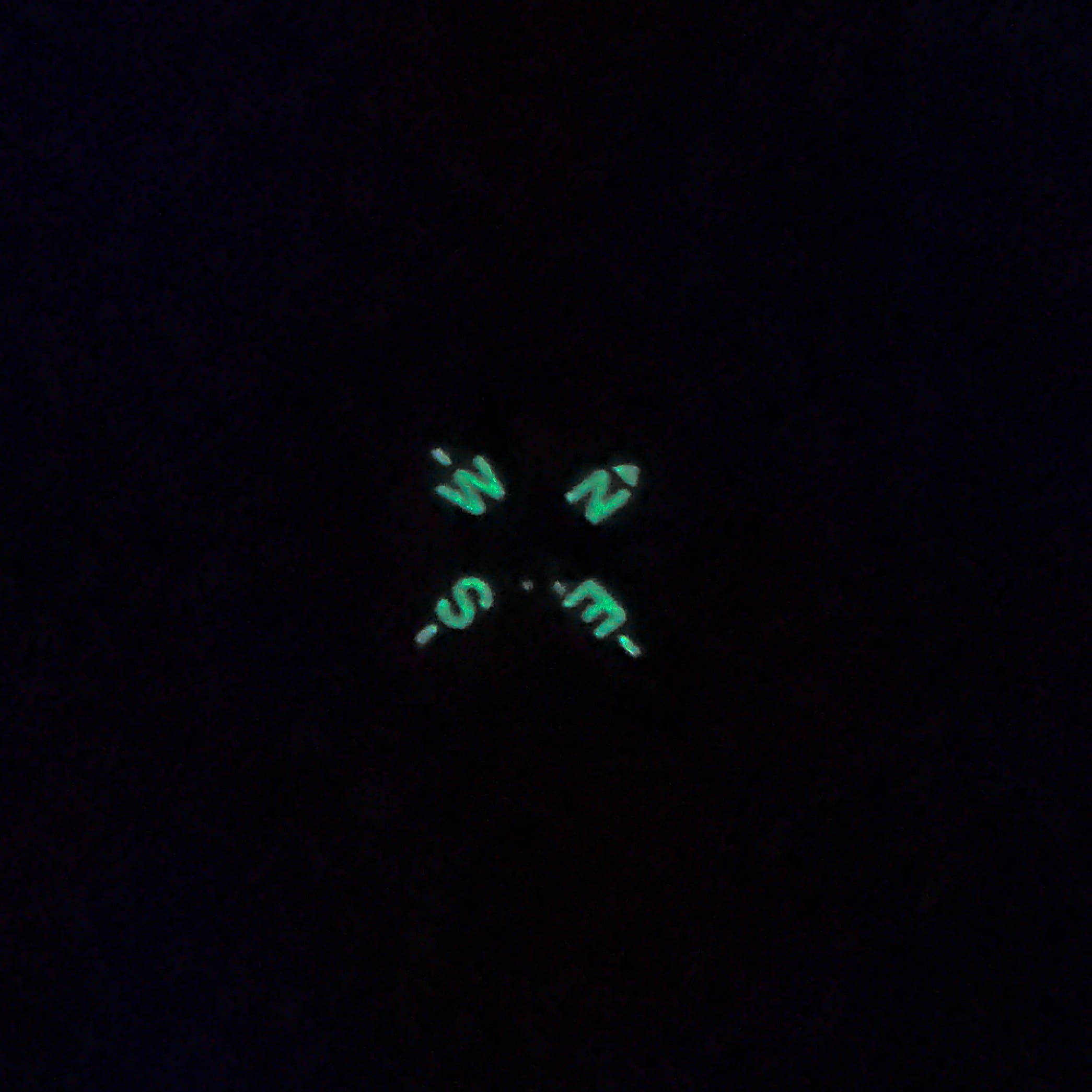 Mini Button Compass Glowing Cardinal Signs